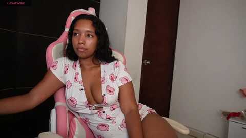lalitauwu @ myfreecams on 20231115
