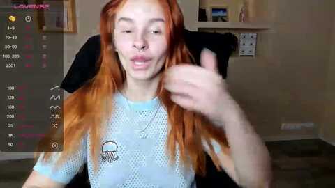 lora_moor @ myfreecams on 20231115