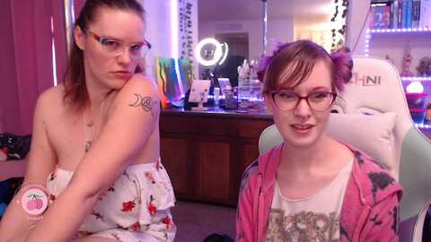 lycheebee @ myfreecams on 20231115