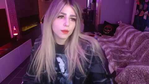 serafina @ myfreecams on 20231115