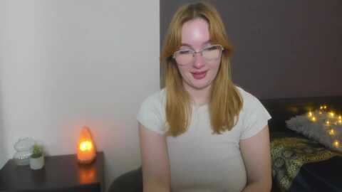 anafoxy @ myfreecams on 20231116