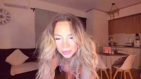 coolelissa @ myfreecams on 20231116