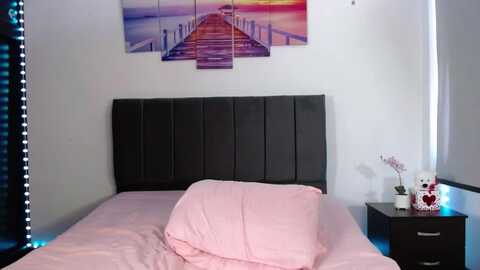 daniela1_love @ myfreecams on 20231116