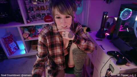 hachiwaifu @ myfreecams on 20231116