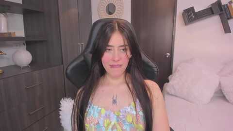 iris_westt @ myfreecams on 20231116