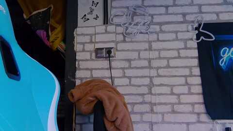 karoline121 @ myfreecams on 20231116