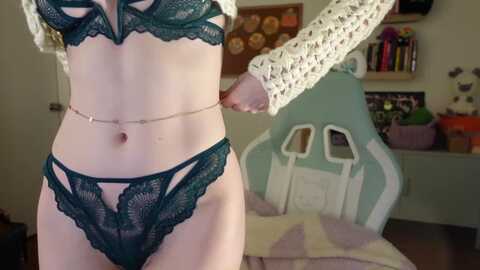 lil_blueberry @ myfreecams on 20231116