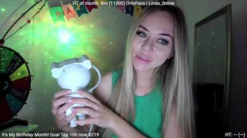 linda_0nline @ myfreecams on 20231116