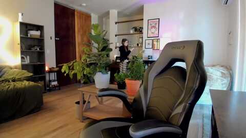 lory_babygirl @ myfreecams on 20231116