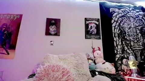 lysergia_ @ myfreecams on 20231116
