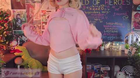 manarose27 @ myfreecams on 20231116