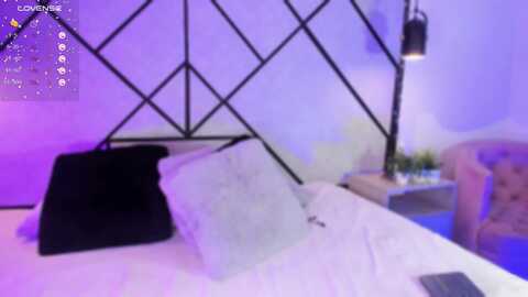 maramartinez @ myfreecams on 20231116