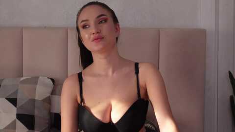 nadiakeysx @ myfreecams on 20231116