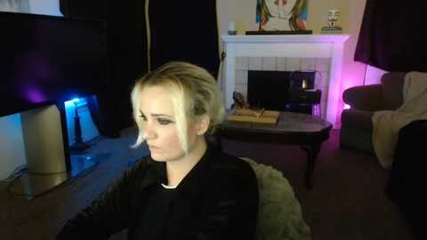 skyle45 @ myfreecams on 20231116