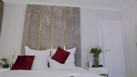 butterflysoul @ myfreecams on 20231117