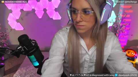 drreige @ myfreecams on 20231117