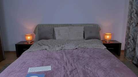 evemusette @ myfreecams on 20231117