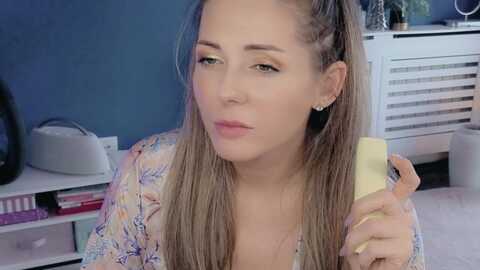 hellonheels_ @ myfreecams on 20231117