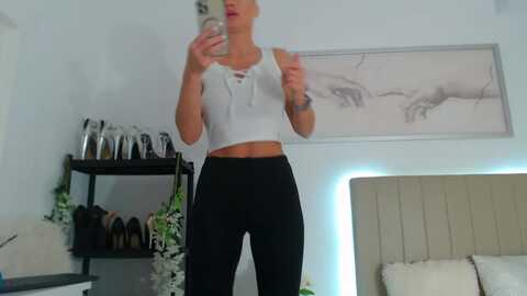 hrystina_ @ myfreecams on 20231117