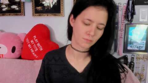 isabelle_babe @ myfreecams on 20231117