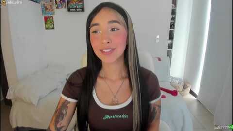 jade7777 @ myfreecams on 20231117