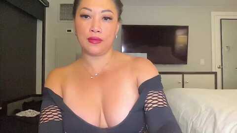 jade_lee @ myfreecams on 20231117