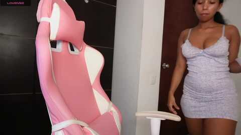 lalitauwu @ myfreecams on 20231117