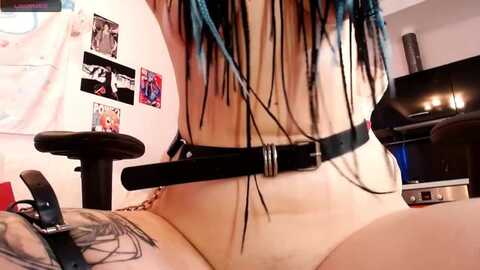 sara_polly @ myfreecams on 20231117