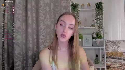 selenamir @ myfreecams on 20231117