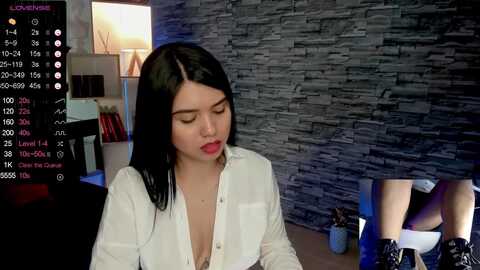 shanabellucy @ myfreecams on 20231117