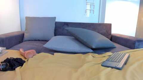 sophia_roy @ myfreecams on 20231117