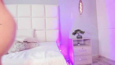 steph_oconnor @ myfreecams on 20231117