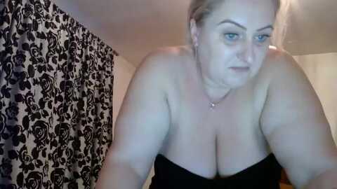 sweetmayaxx @ myfreecams on 20231117