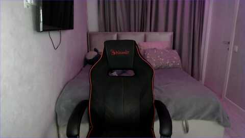 tripleprinces @ myfreecams on 20231117