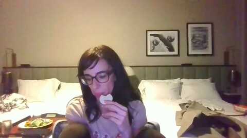 aspen_white @ myfreecams on 20231118