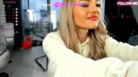 audreyryen @ myfreecams on 20231118