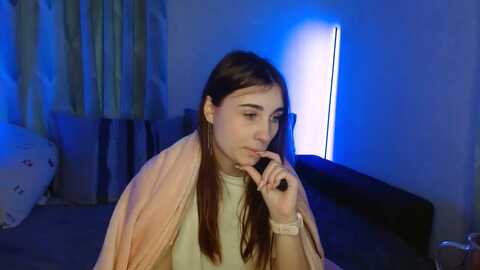 laneygrey @ myfreecams on 20231118