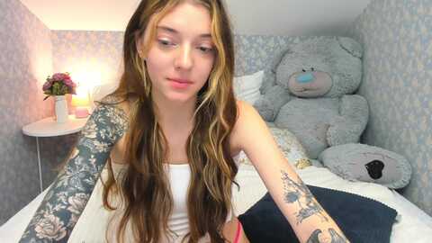 lizawet @ myfreecams on 20231118