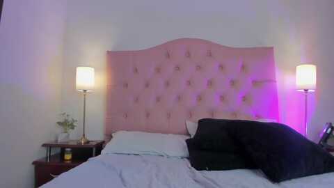 mairerf @ myfreecams on 20231118