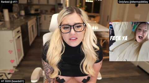 mermaidmiley @ myfreecams on 20231118