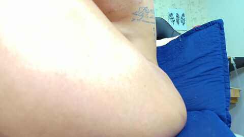 mssburbuja @ myfreecams on 20231118