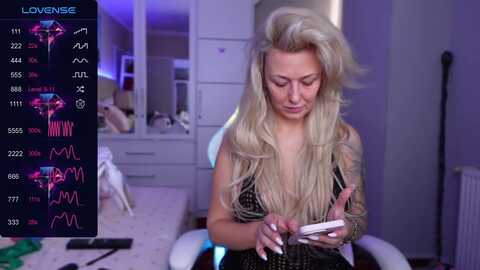 aliciarey @ myfreecams on 20231119