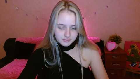 alleiko @ myfreecams on 20231119