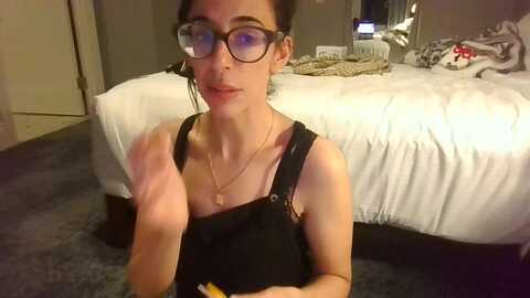 aspen_white @ myfreecams on 20231119