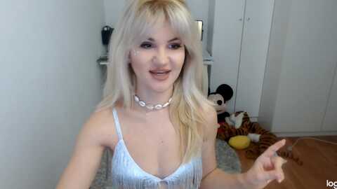 autumnjewel @ myfreecams on 20231119