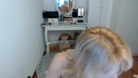 autumnjewel @ myfreecams on 20231119