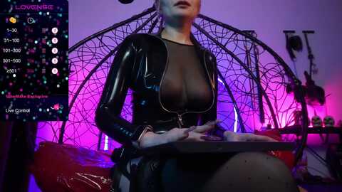 cyberxgoddess @ myfreecams on 20231119