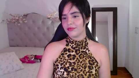 miacollins1x @ myfreecams on 20231119