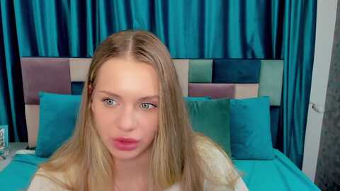 miramauer @ myfreecams on 20231119