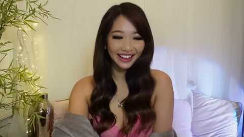 miss_reinat @ myfreecams on 20231119